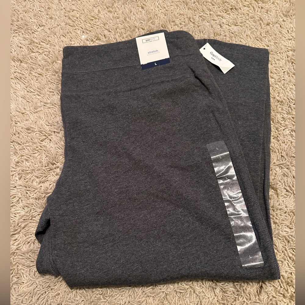 NWT GAP BODY CAPRIS
